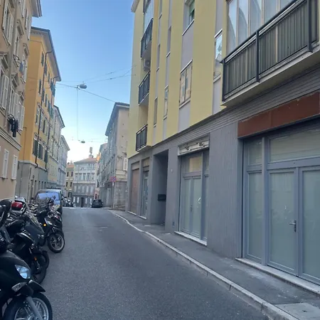 Apartment Harmony 1 Trieste